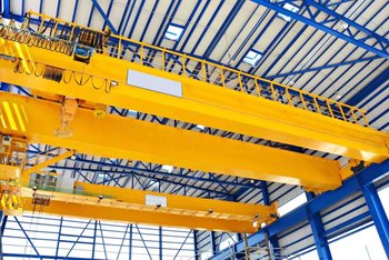 Auffrischung des Kurses zum Führen von Industriekränen (Brücken-, Portalkräne, ... ) INTERN - gemäß Staat-Regionen-Abkommen Nr. 59 vom 17.04.2025